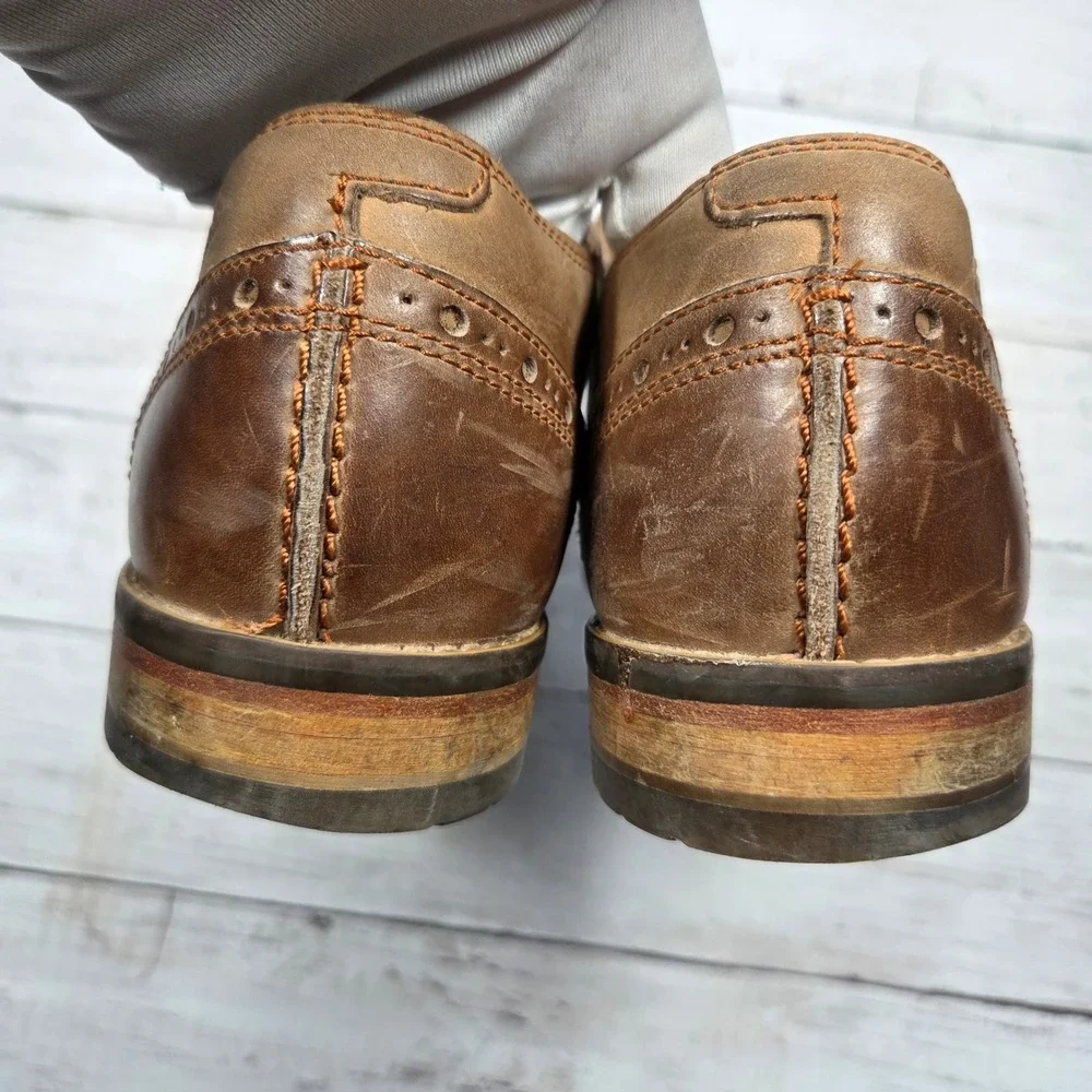 Clarks Oxford Mens 9.5M Brown 1825 Wingtip Leather Brogue Dress Shoes 26117716